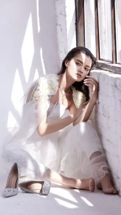 嫁衣混搭 型美双收