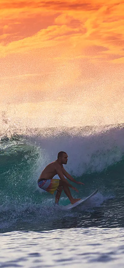 夏日冲浪-拍信图库