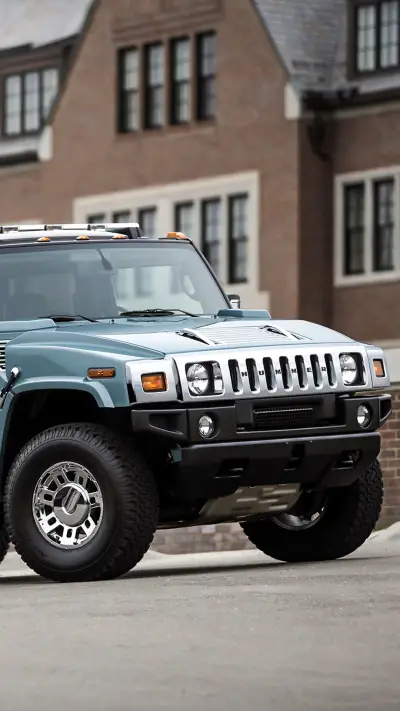 凶猛的悍马皮卡