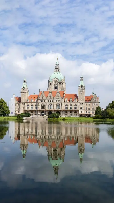 宏伟建筑壁纸-锐景创意