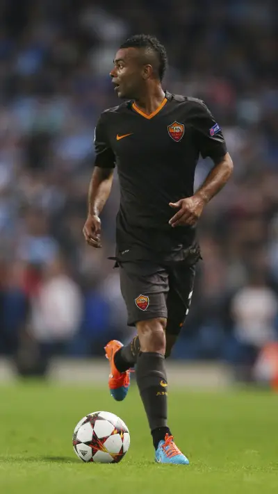 最佳后卫阿什利·科尔