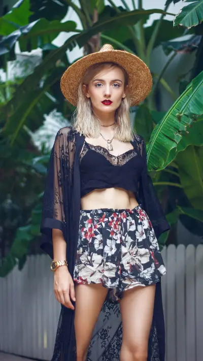 穿出性感的吊带 - Screenshot 1