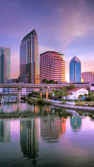 魔幻都市-拍信图库